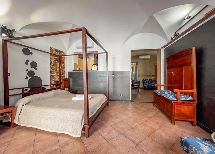 Lovingenoa Natural - Light Lejlighed Genova