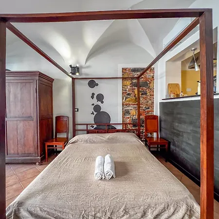 Lovingenoa Natural - Light Apartment *