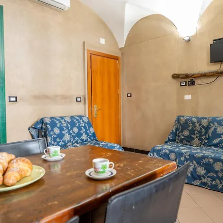 Apartment Lovingenoa Natural - Light