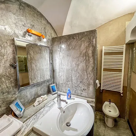 Apartamento Lovingenoa Natural - Light